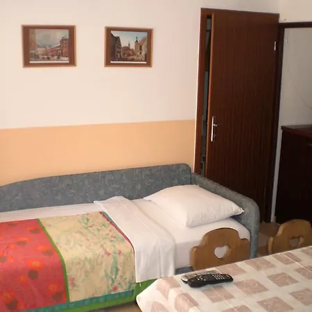 Mara Apartman *
